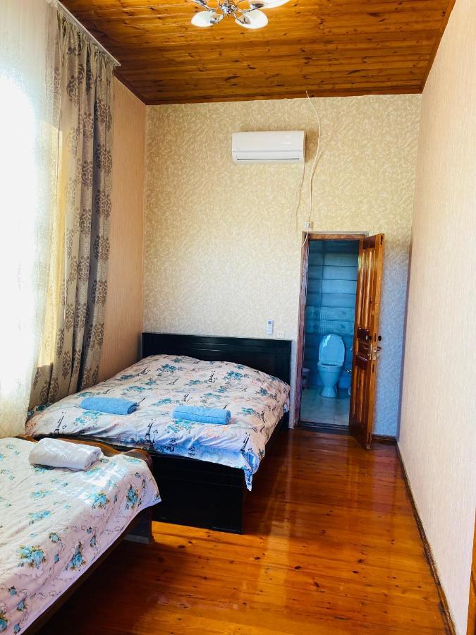 Guesthouse Kamelia มาร์ทวิลิ ภายนอก รูปภาพ